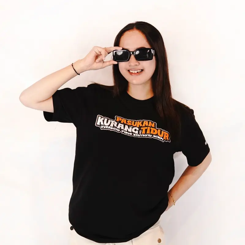 Kaos Pasukan Kurang Tidur Vol 2  Kaos Kata Kata Unisex Cotton Combed 24s Sablon DTF Size S sd XXXL by Markaskaos.id 1