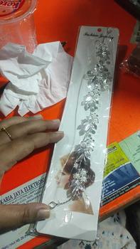 Product Review of Headpiece kawat lentur elegant wedding from 🧚**✨ k**i ** 0