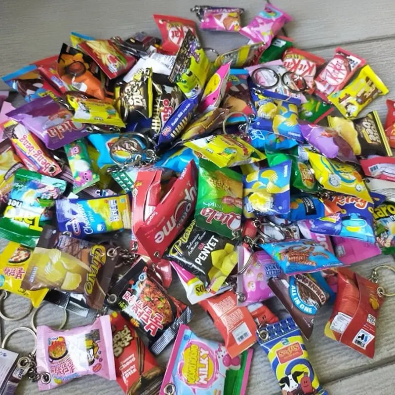 [isi 10/20 pcs ] Gantungan Kunci Replica Snack / Gantungan Kunci Unik / gantungan kunci Snack mix / GANTUNGAN KUNCI ANEKA SNACK JAJAN / GANTUNGAN KUNCI SNACK MAKANAN RINGAN CEMILAN / GANCI KEYCHAIN/SOUVENIR PERNIKAHAN UNIK MINIATUR 4