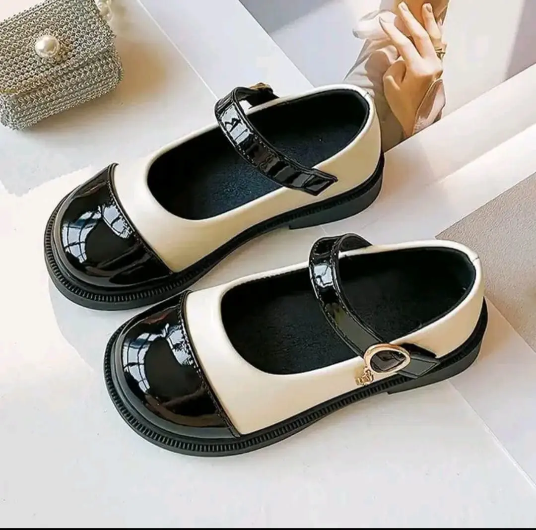 Sepatu Docmart Anak Perempuan Loafers Terbaru / Sepatu Anak Cewe Fashion Korea