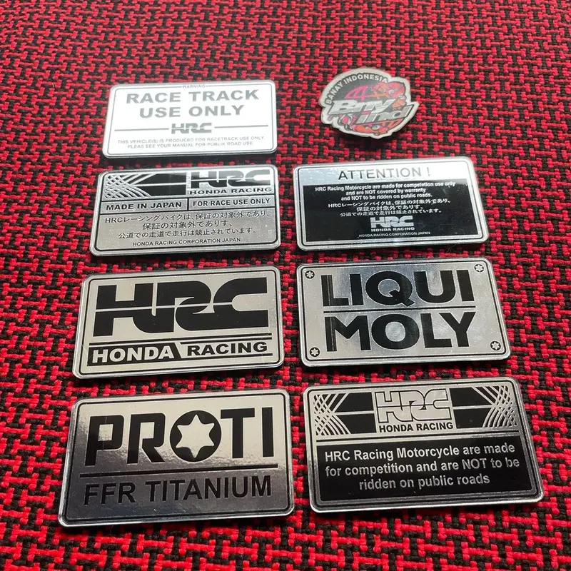 EMBLEM HUGER KOLONG SPAKBOR HONDA AKRILIK 1