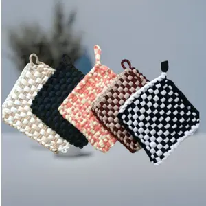 Paket 3 Pcs Cempal Penahan Panas Tatakan Panci Wajan Dapur Motif Garis-Garis Tahan Panas Bentuk Persegi untuk Meja Makan