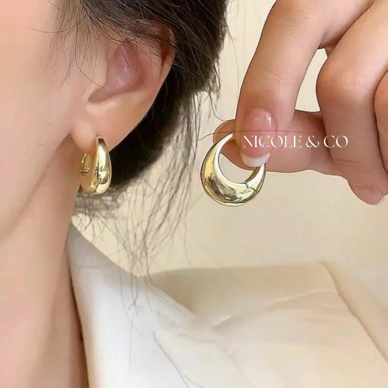 Nicole & Co (Q01) - Anting Hoop Emas / Anting Gold Sterling Elegant Bulat / Gold Hoop Earring / Anting Simple Korea / Giwang Anti Karat / Anting Fashion Korea / Anting Elegan Emas