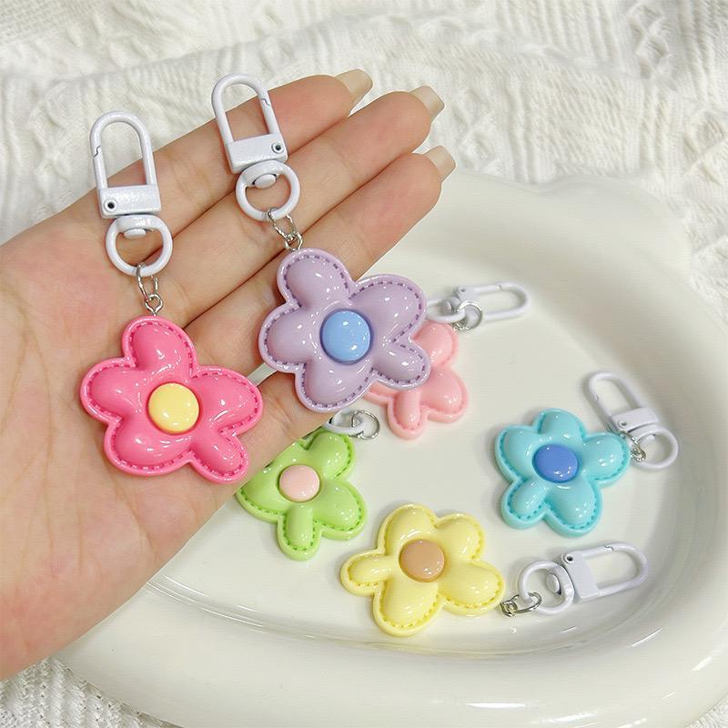 Product Introduction of "HUAT" Cute Key chain student backpack BFF small gifts idea 3