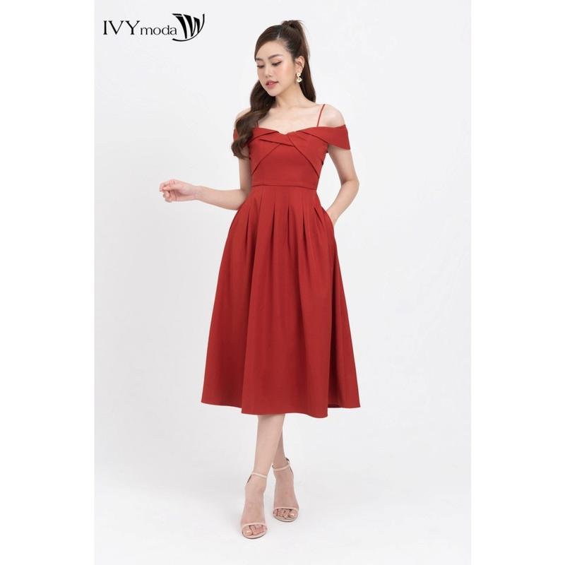 Đầm trễ vai xoắn ngực IVY moda dành cho Nữ MS 48M8324