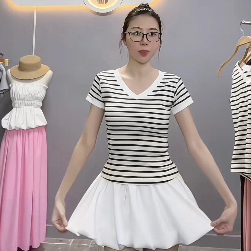 A11 [ XẢ KHO] Áo thun cổ tim sọc viền nữ form basic ôm body cộc tay ngắn co giãn thoải mái size S M L