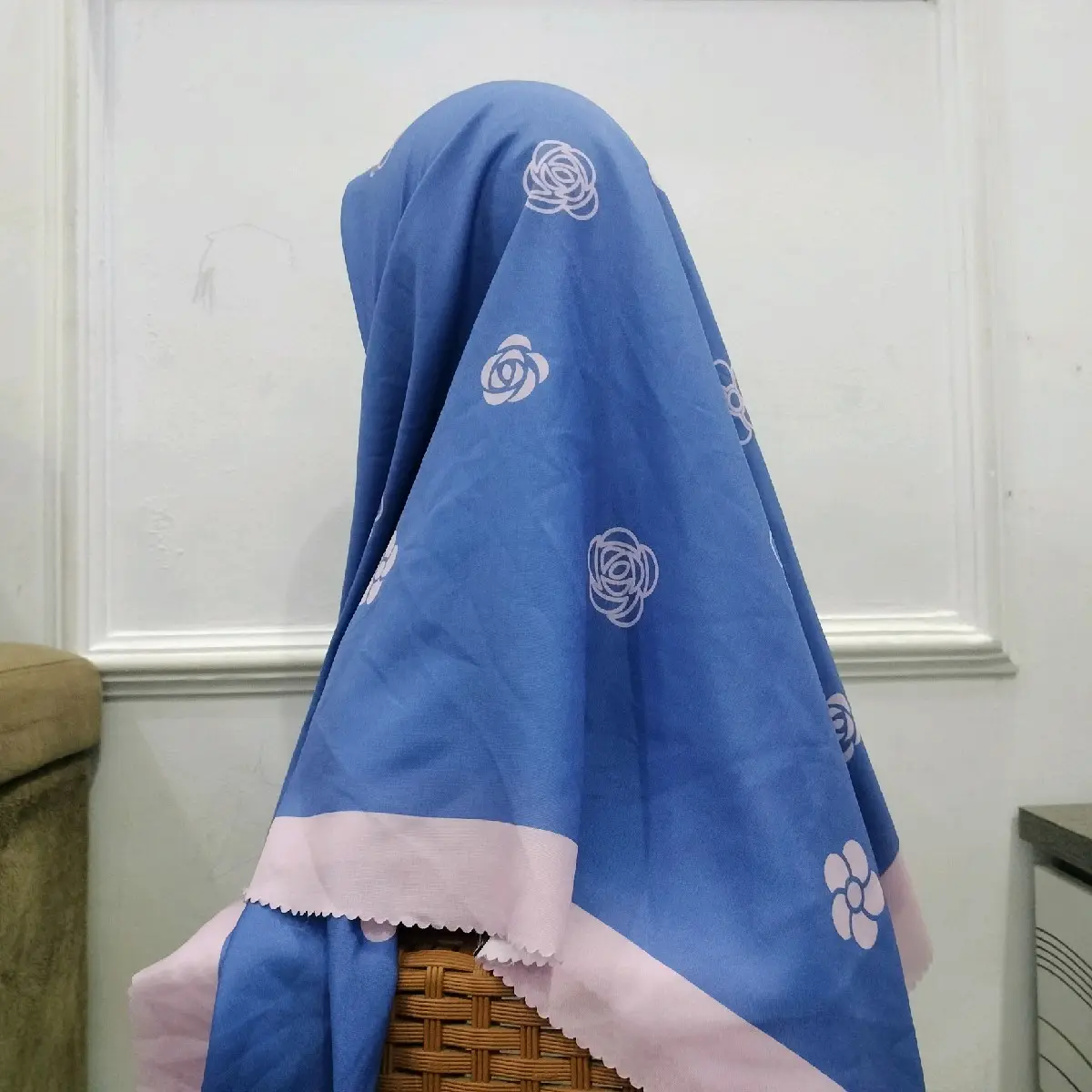 (MOTIF BARU) BUNGA SIMPLE HIJAB PREMIUM VOAL BAHAN ADEM DAN LEMBUT/KERUDUNG MOTIF SPECIAL