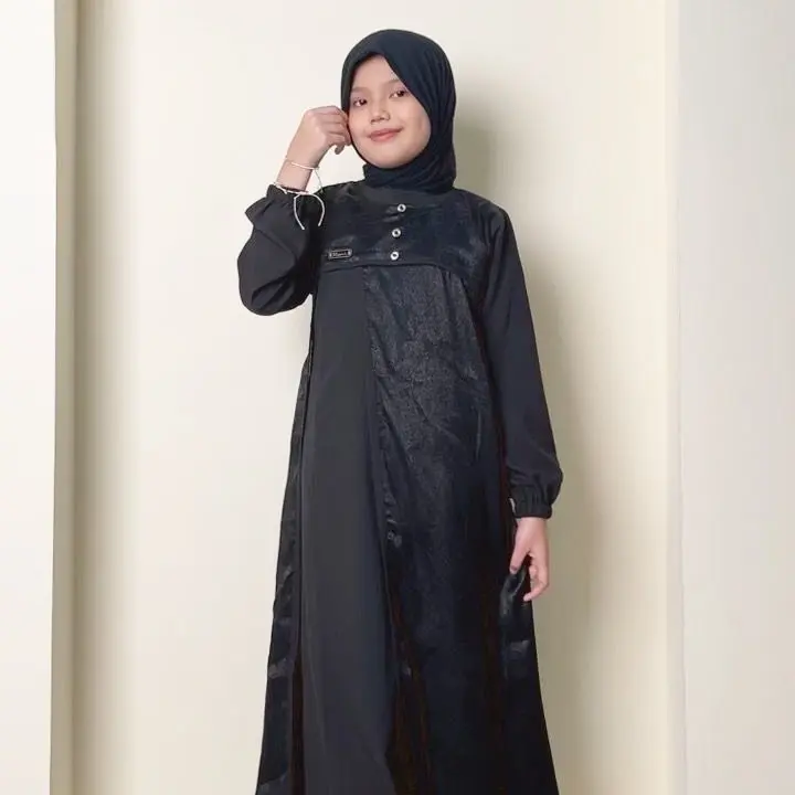 Baju Muslim Anak Model Gamis Fashionable Warna Hitam untuk Lebaran 4