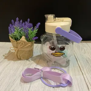 Botol Minum Anak Gambar Bear Force Kapasitas 1100ml Dilengkapi Tali Sedotan Dan Penutup Foip Top Botol Minum Anak Karakter Tempat Minum Anak Gambar Karakter botol minum tali jinjing transparant tempat minun boneka 1 liter 8020