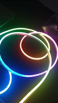 Product Review of Lampu Neon Flex Running RGB 3 Meter Remote Led Strip Bluetooth USB Kamar Tidur Hias lampu  running aesthetic from Z**h 0
