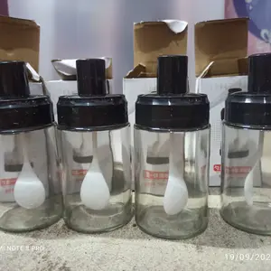 ( Paket 4 Pcs ) Botol Bumbu Dapur Kaca Dilengkapi dengan Sendok pada Tutup Botolnya | Toples Bling Tempat Bumbu Racikan/Gula/Garam Glass Beling