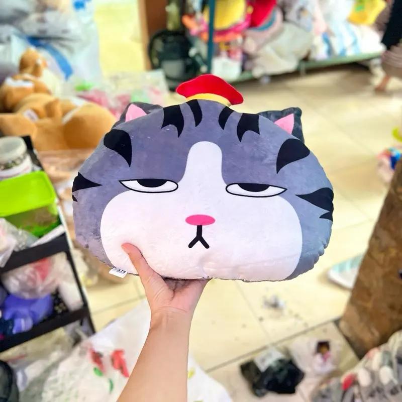 BANTAL FURIU CO KHUSUS UNTUK LIVE Doll