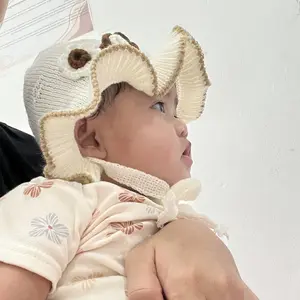 Topi Bayi RUFFLE FLOWERS TWIN New Model Korean Style Nyaman di Pakai dengan Desain Bunga Cantik dan Ruffle yang Menggemaskan