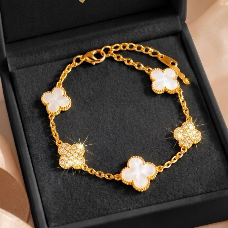 [ XẢ KHO 1K - KHÔNG ĐEN GỈ ]  Vòng Tay Nữ Titan Cao Cấp Cỏ 4 Lá Xà Cừ trắng đá Chống Nước Không Phai Màu