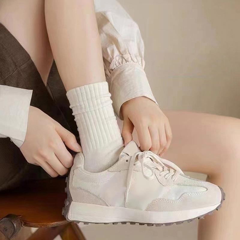 Product Introduction of Black White Women Socks Autumn Winter Middle Tube Sock Korean Japanese Ins Trend Cotton Coffee Retro Designer Socks for Student 7