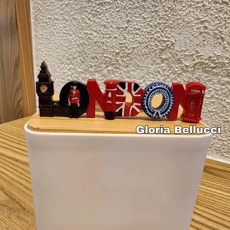 souvenir london hiasan tempelan kulkas magnet negara inggris tentara telephone box 3