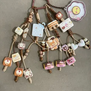 Bag Charm Karakter Gantungan Kunci Lucu dengan Desain Karakter dan Motif Unik untuk Dekorasi Mobil dan Tas