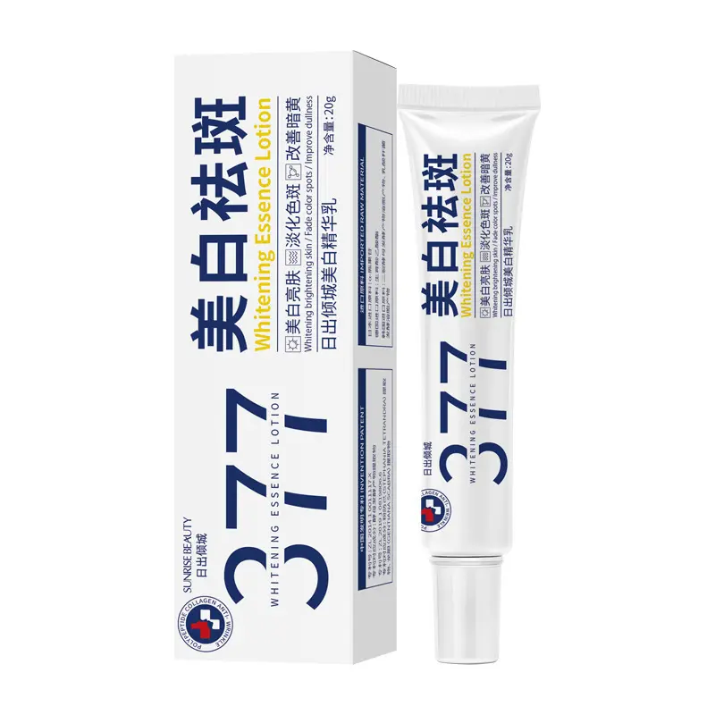 There are fashion accessories in each clothing pocket, 377 essence