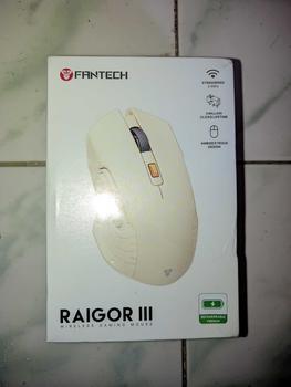 Product Review of Fantech RAIGOR III WG12R Mouse Wireless Gaming Rechargeable Baterai Computer from M**o s**m 0