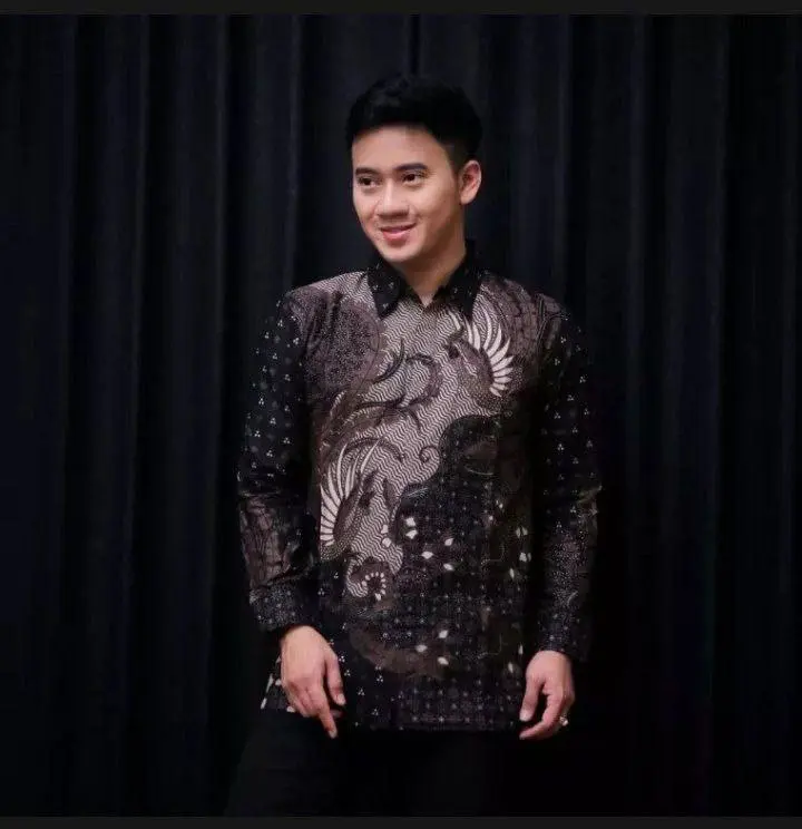 NAKENZ.ID Batik Couple Keluarga Kemeja Gamis Motif Cucakrowo Batik Polimikro Batik Ayah Bunda dan Anak 6