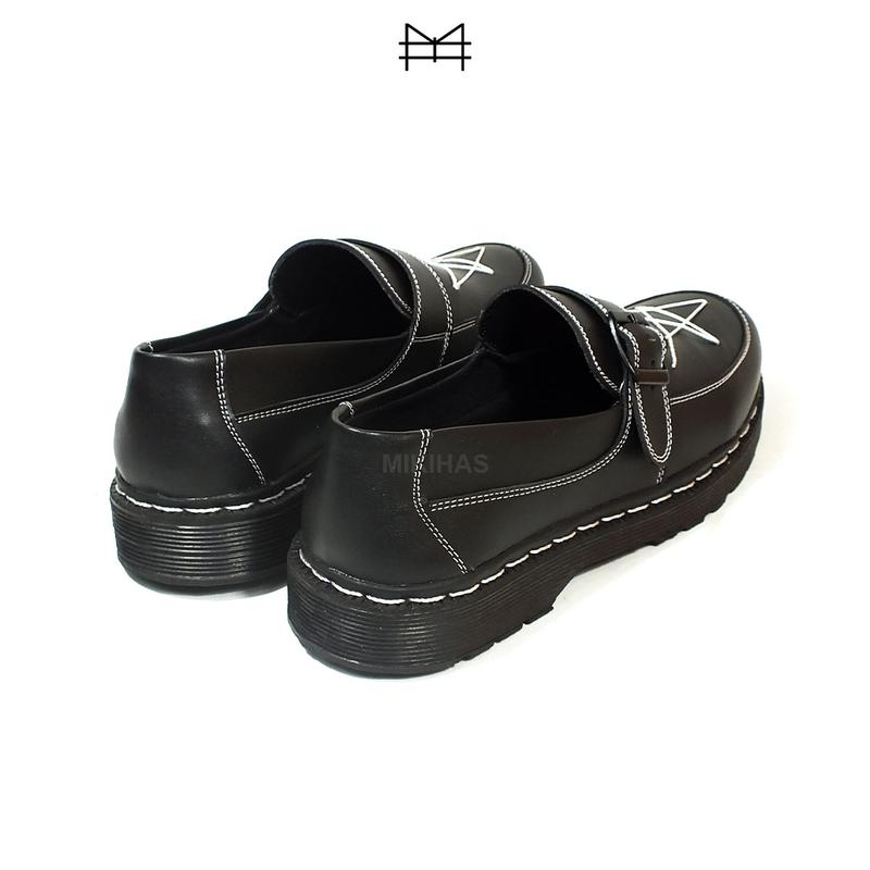 Mikihas R4 - Sepatu Loafers Pria Slip-On Dockmart Bintang Kulit Hitam Sol Karet Flat Shoes Sneakers Kasual penny loafers loafers  style outfit 7