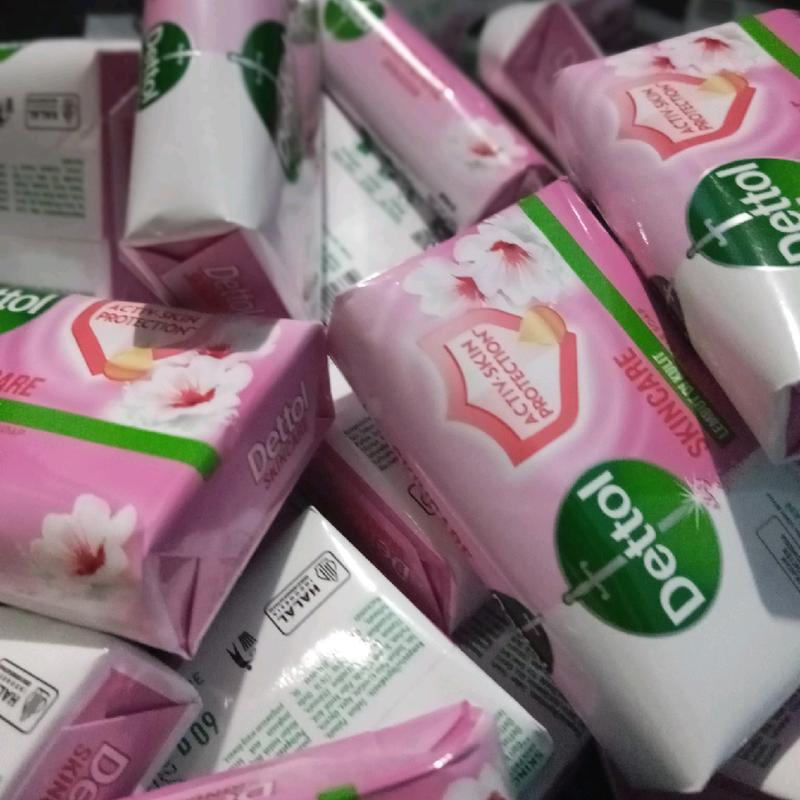 Sabun Mandi Dettol 100 gr Variant Skincare, Moustere, Cool, Fresh, Lastingfres, Reenergize, Family Protect - Promo Cuma 36k, Dapat 6 pc - Soap Wangi Tubuh Mencerahkan Perawatan Hijau Membersihkan Tangan Cair sabundettol 3