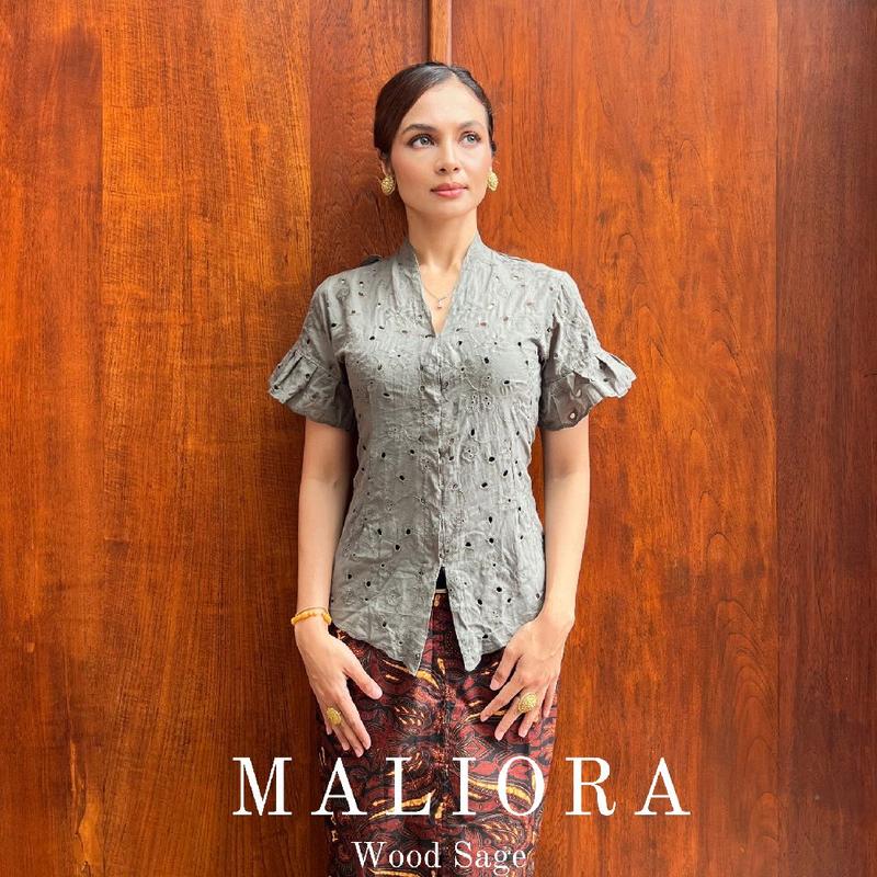 Atasan Kebaya Kartini Lengan Pendek Katun Bordir Maliora 3