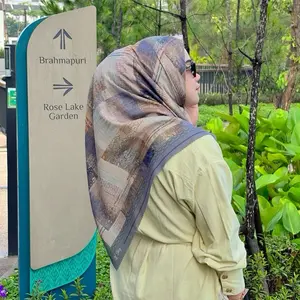 Jilbab Voal Motif NL Sublime NL Original - Nilna Story Lembut tegak paripurna