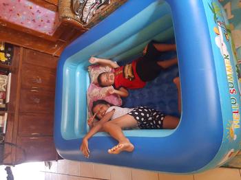 Product Review of Kolam renang ukuran 180cm motif lucu PREMIUM Brand Playground Anak Kotak Permainan Lem from c**4 1