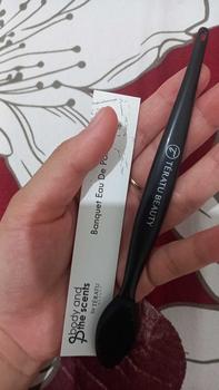 Product Review of TERATU BEAUTY Lip Scrub Stick Silicone Brush (Scrub Bibir Kering Praktis Reuseable dan Tahan Lama) from R**i 0