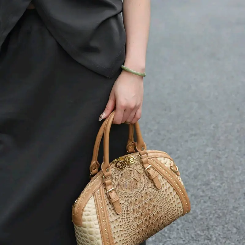Defino Bella 6026 tas fashion limited edition, harga terjangkau, tas iriginal, tas pesta terbest seller, kwalitas terjamin otiginal, semua bahan premium. 7
