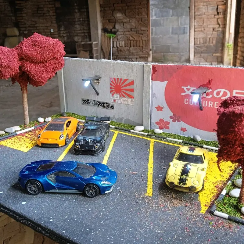 diorama hot wheels parkiran jepang 1