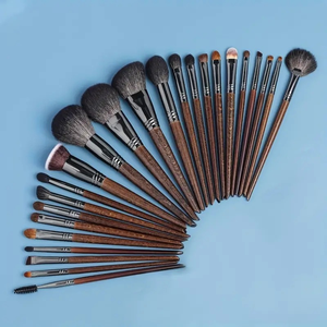 MAO Makeup Brush