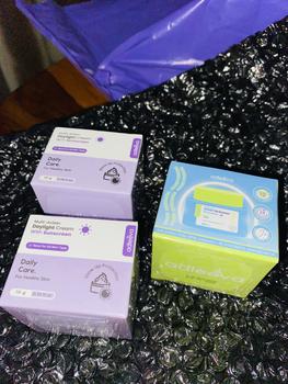 Product Review of ADLEEVA Daylight Cream With Sunscreen Glow Up Protection from S** 1