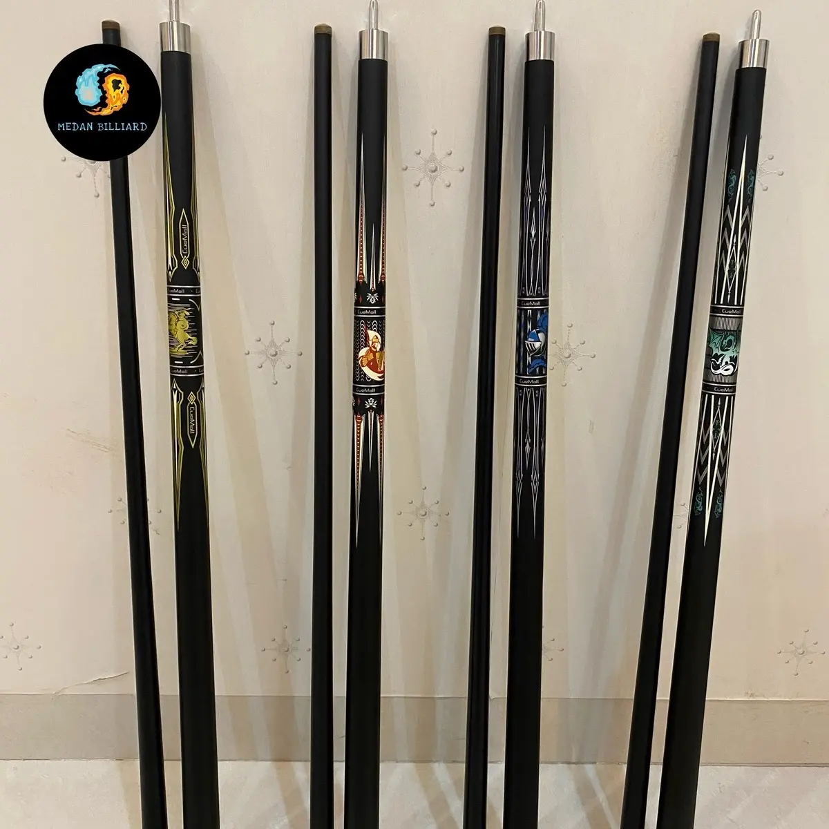 Cuemall Carbon Fiber Cue - Low Deflection - GREEN