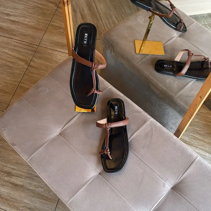 Luna flat Sandals | from skyshoes