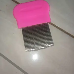 ELBER Sisir Kutu Serit Logam Ketombe Murah  Y1665