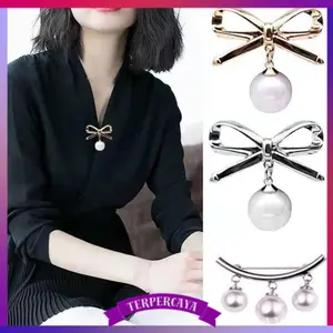 {TST} COD- Bros Pakaian Bentuk Geometri Mutiara Bross Elegan Untuk Wanita Blazer Syal Gaun Perhiasan Mutiara Peniti Pengait Pengecil Lingkar Pinggang Pakaian Bros Bentuk Pita Mutiara Logam Fashion Untuk Wanita