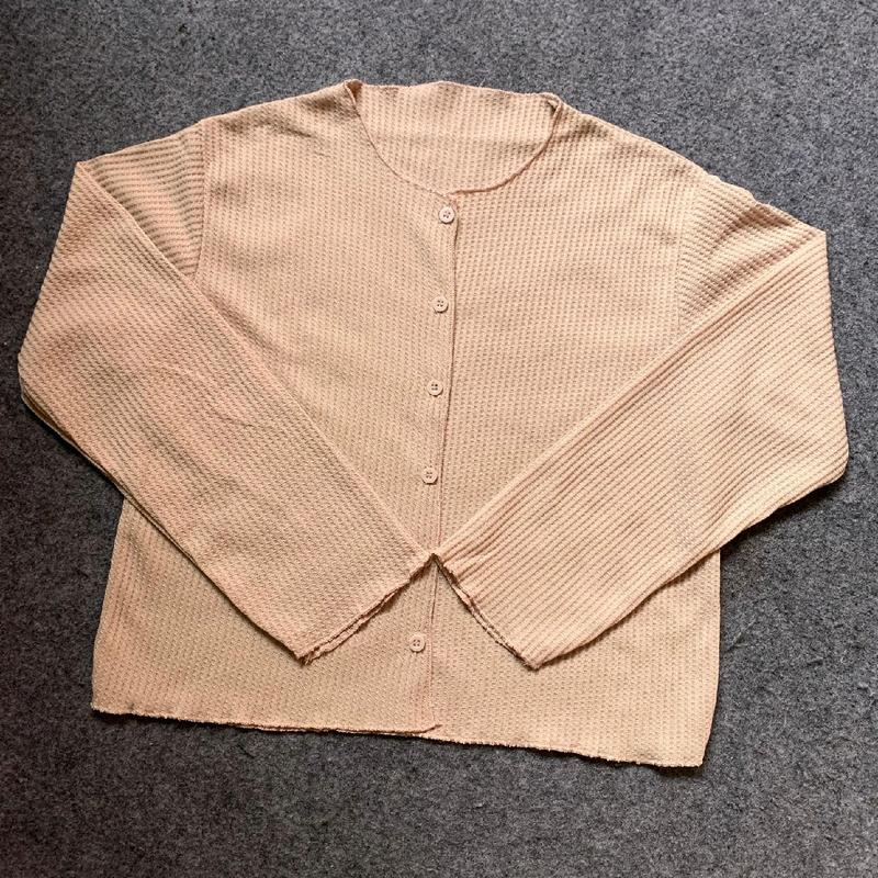 CARDIGAN RAJUT WAFFLE CROP PREMIUM / CARDIGAN CROP TOP MODEL KOREA STYLE atasan cutbray Manik-manik Black Baju Cantik Fit Kancing Nyaman Panjang Tangan Lembut Tebal Rib Santai 8