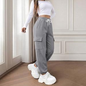 Pantalón Cargo Mujer Tiro Altísimo Ajustado con Cintura Cordón y Bolsillos Laterales en Negro Rosa Gris Azul Verde Menta para Look Urbano Cómodo y Estilizado