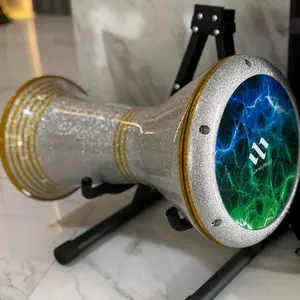 Darbuka 8 inci motif Gliter, pakai mika GMP New Flas, free kunci L. bahan dari aluminium Cor. berat produk normal 2,6 kilo.