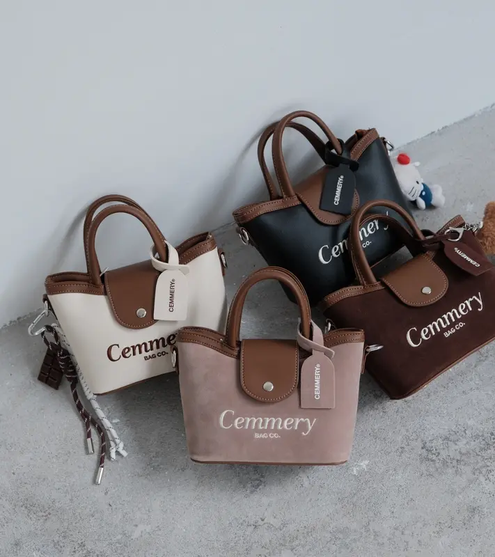 Túi Đeo Chéo CEMMERY Local Brand Chính Hãng Velvet Mini Bag Logo Thêu Nắp Nam Châm 4 Màu | BigBuy360 - bigbuy360.vn Túi Đeo Chéo CEMMERY Local Brand Chính Hãng Velvet Mini Bag Logo Thêu Nắp Nam Châm 4 Màu | BigBuy360 - bigbuy360.vn