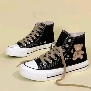 Sepatu boot bot anak perempuan remaja dan cewe sekolah terbaru terlaris karakter beruang bahan karet Fashion Kaki