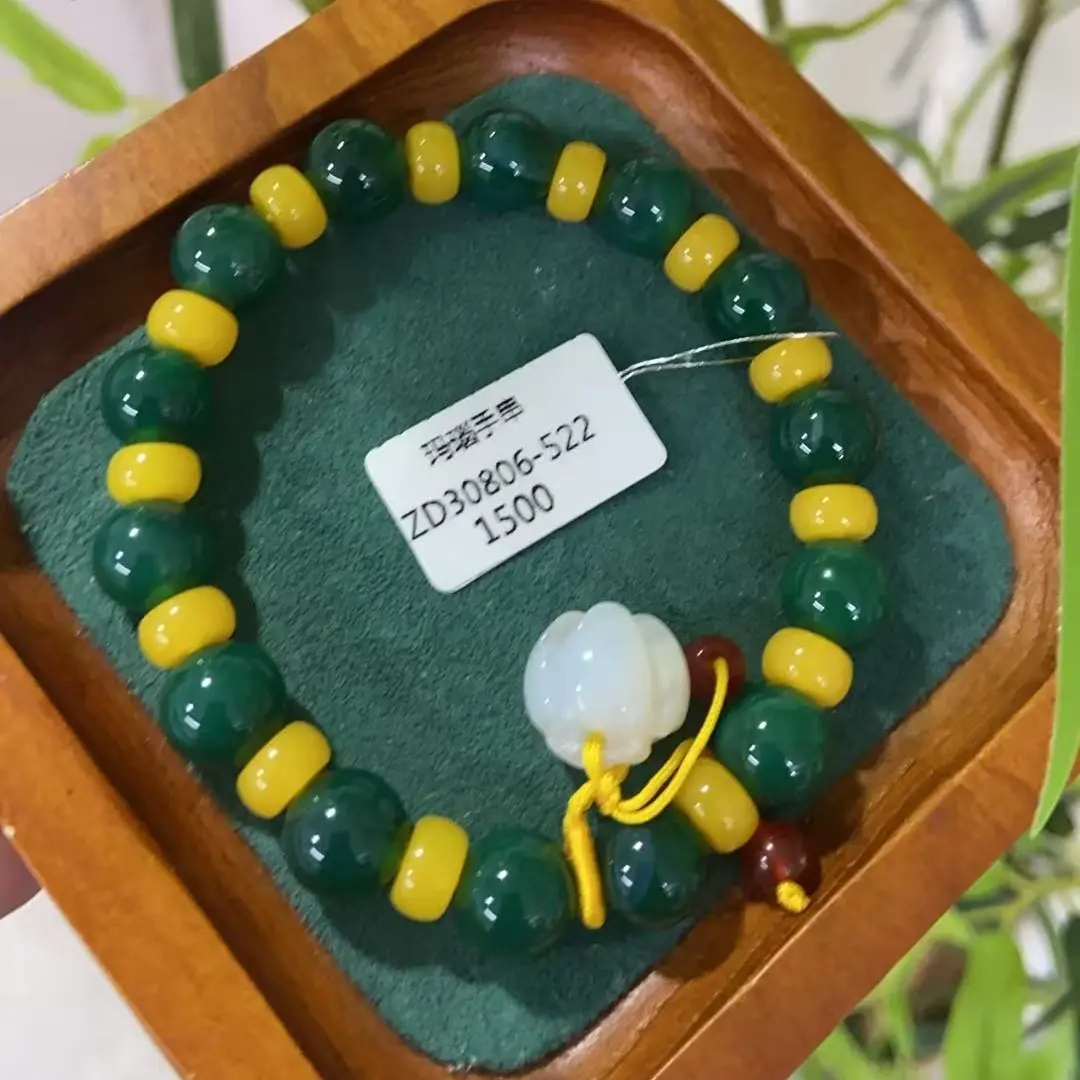 Jade pendant-can be worn by both men and women-