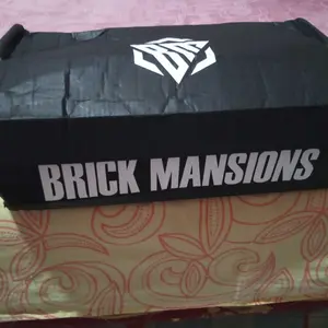 Brick Mansions - Slip On Mission Black White Sepatu Sneakers Casual Pria Wanita