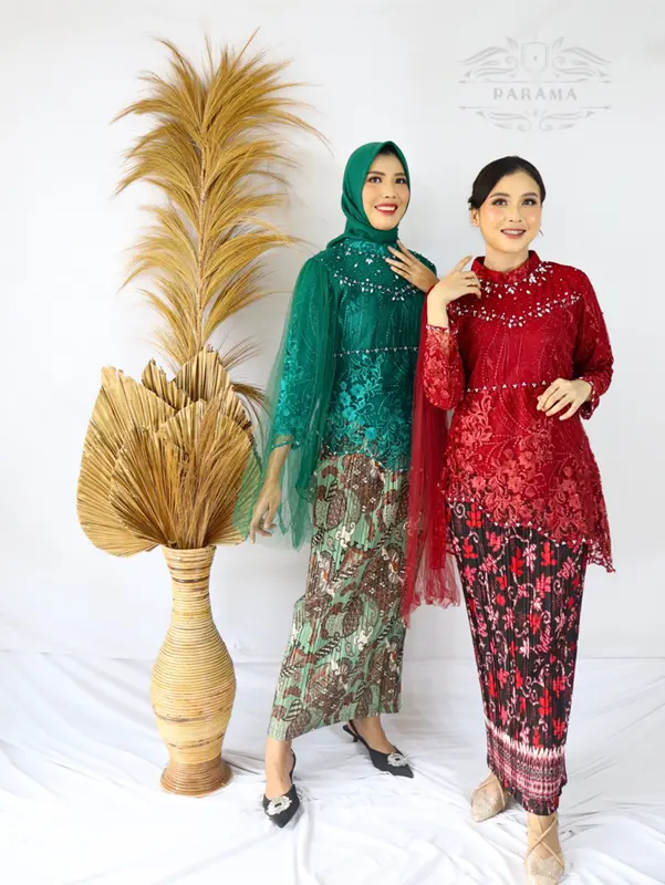 Baju Kebaya Brukat Wanita Bilqis SERONG 001 One Set   Kondangan Payet 0