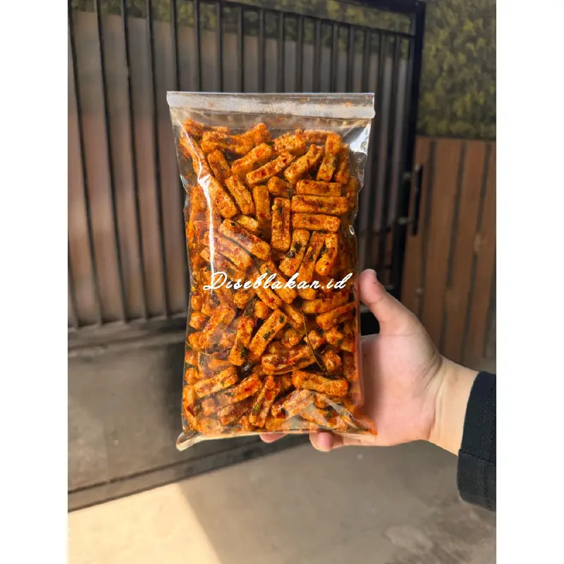 Diseblakan - seblak soto Kerupuk ikan samit kerupuk ikan kerupuk jadul pedas daun jeruk kemasan 200gram 0