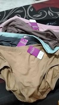 Product Review of ISI 3 PC 6 PC 12 PC CELANA DALAM MERK VAYA 311/ bahan adem dan berkualitas premium Katun Art Lembut Soft from r**i 1