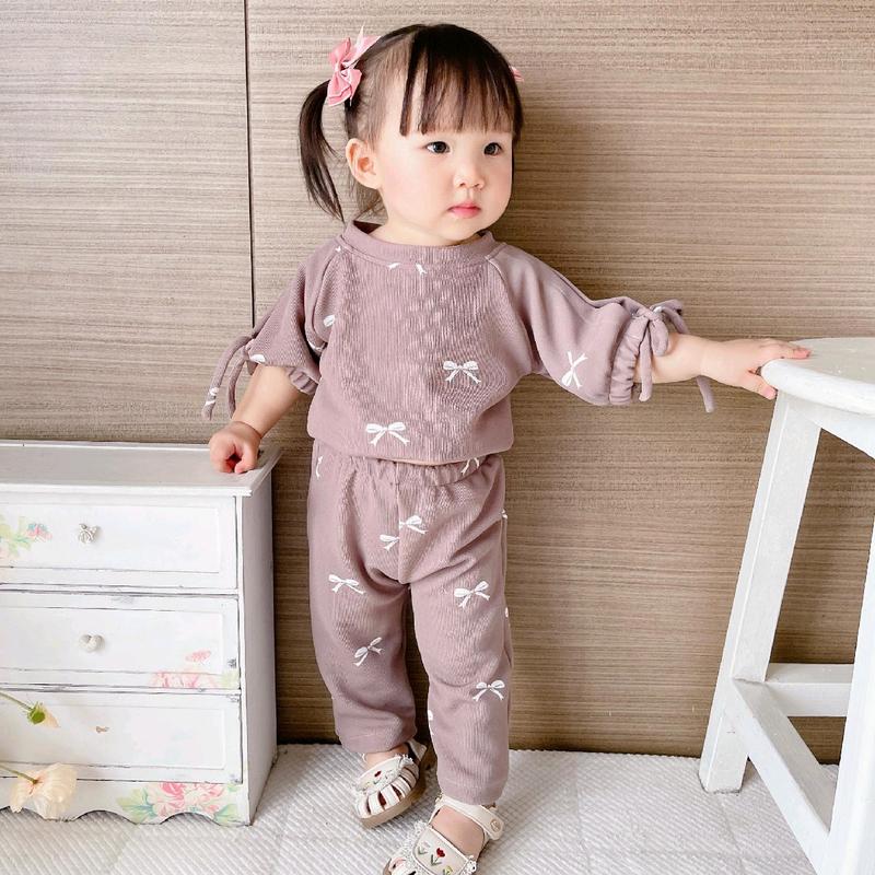 Lovitta oneset knit 6bln - 8th modis dan lucu dengan motif pita-pita Fashion 1