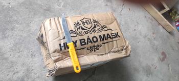 Product Review of Thùng 300 chiếc[tặng thêm 20 chiếc 5D]khẩu trang kf94 Huy Bảo.chống bụi mịn,giọt bắn,tia uv,khẩu trang chính hãng Phụ Kiện Accessories Che Mặt Voi from Đ**g M**h T**3 1